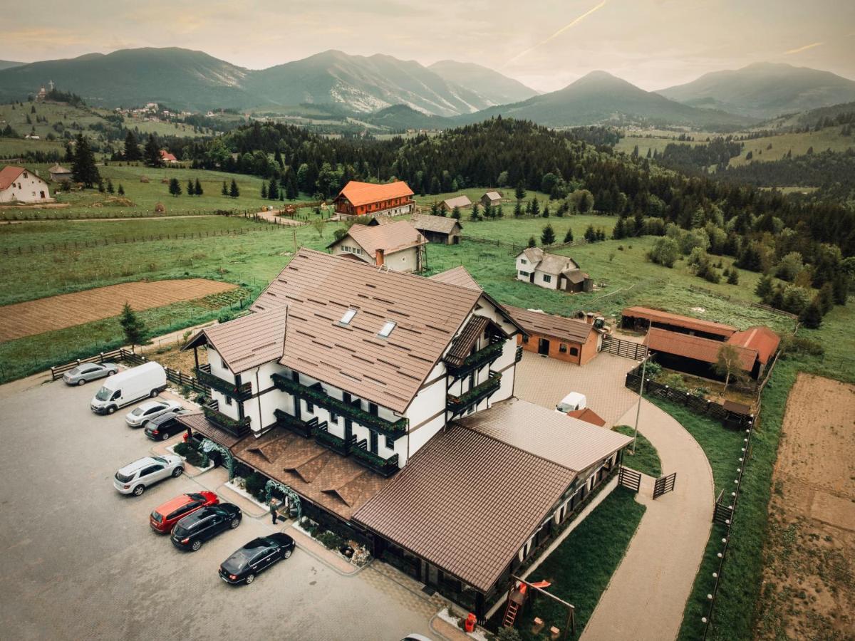 Popasul Transilvania Piatra Fântânele Exterior foto