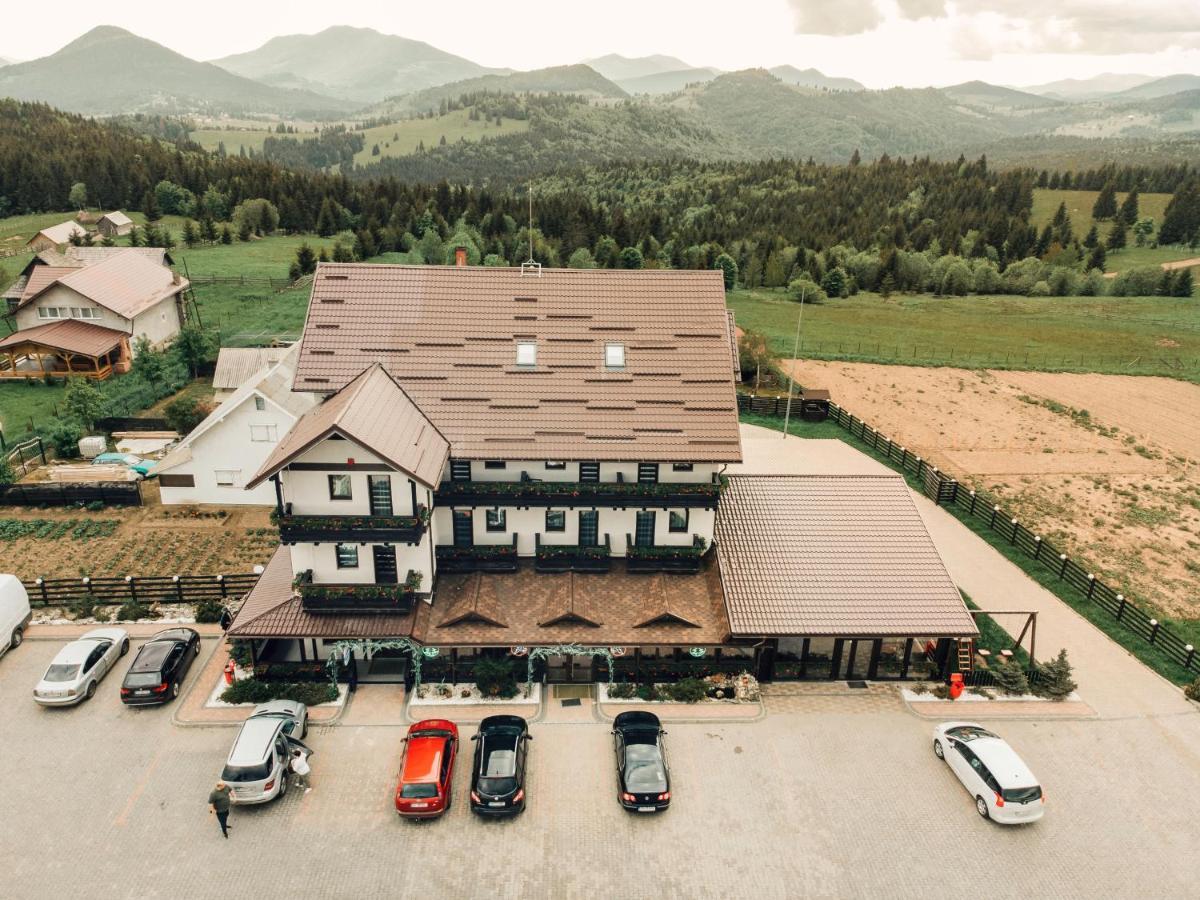 Popasul Transilvania Piatra Fântânele Exterior foto