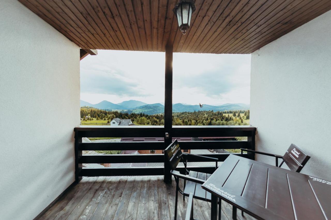 Popasul Transilvania Piatra Fântânele Exterior foto